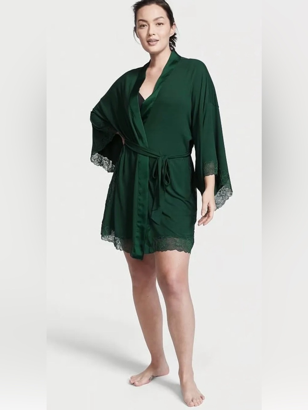 Victoria’s Secret Heavenly Green Lace Trim Robe